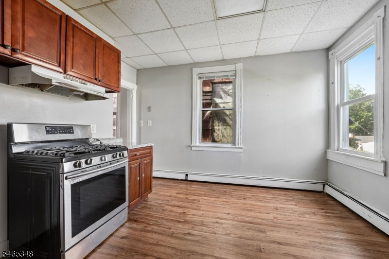 81 George Street Paterson NJ 07503