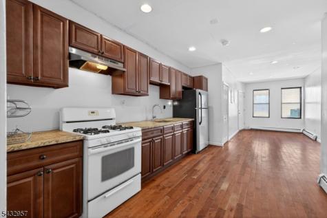 294 Governor Street Paterson NJ 07501