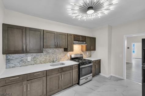 537 N Grove Street East Orange NJ 07017