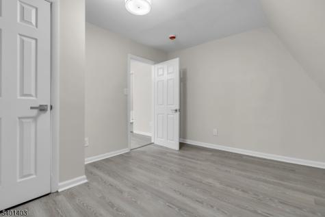 537 N Grove Street East Orange NJ 07017