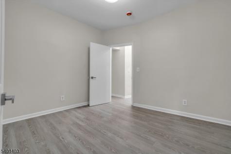 537 N Grove Street East Orange NJ 07017