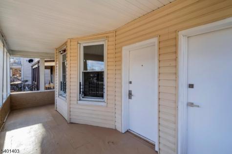 537 N Grove Street East Orange NJ 07017