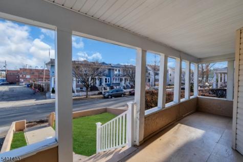 537 N Grove Street East Orange NJ 07017