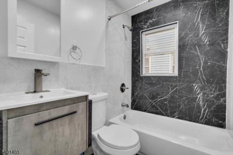 537 N Grove Street East Orange NJ 07017