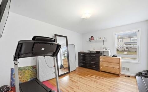 637 Jefferson Avenue Elizabeth NJ 07201