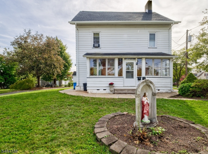 34 N Richards Avenue Somerville NJ 08876