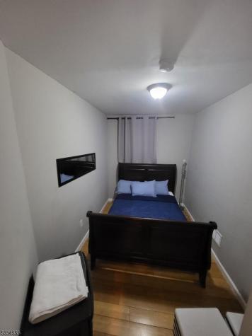 89 Tremont Avenue East Orange NJ 07018