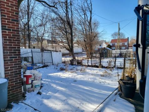 89 Tremont Avenue East Orange NJ 07018