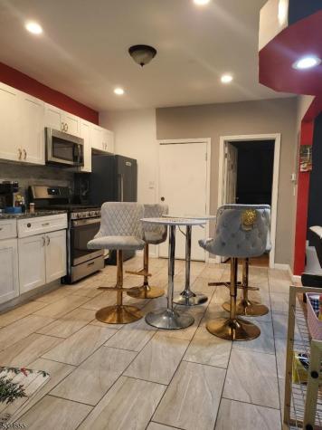 89 Tremont Avenue East Orange NJ 07018