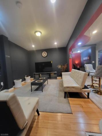 89 Tremont Avenue East Orange NJ 07018