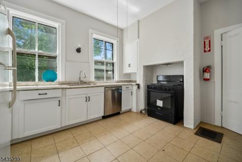 113 Park Place North Plainfield NJ 07060