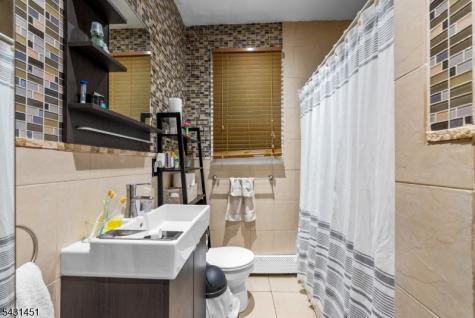 171 Burgess Place Passaic NJ 07055