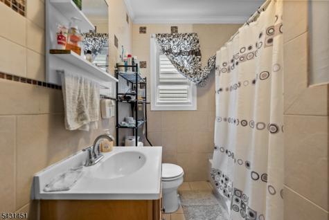 171 Burgess Place Passaic NJ 07055