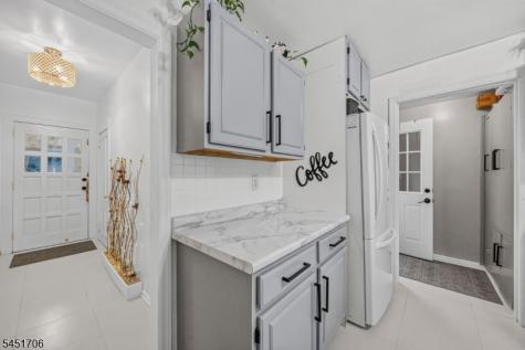 35 Lakeview Place Verona NJ 07044
