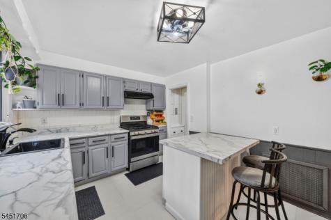 35 Lakeview Place Verona NJ 07044