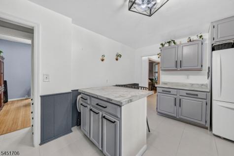 35 Lakeview Place Verona NJ 07044