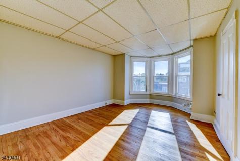 185 W Cliff Street Somerville NJ 08876