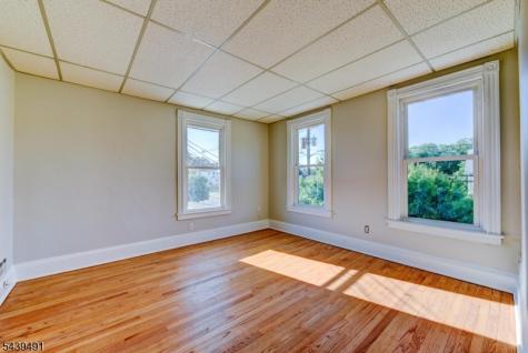 185 W Cliff Street Somerville NJ 08876