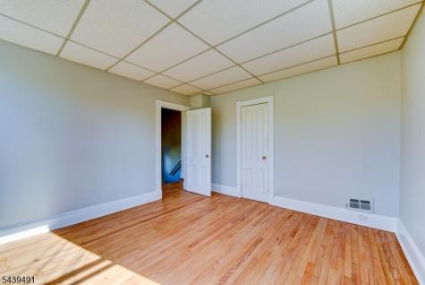 185 W Cliff Street Somerville NJ 08876