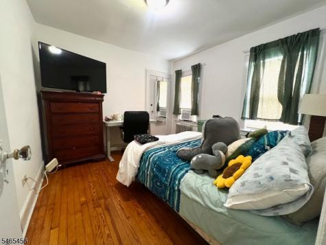 35 Elmwood Avenue Montclair NJ 07042