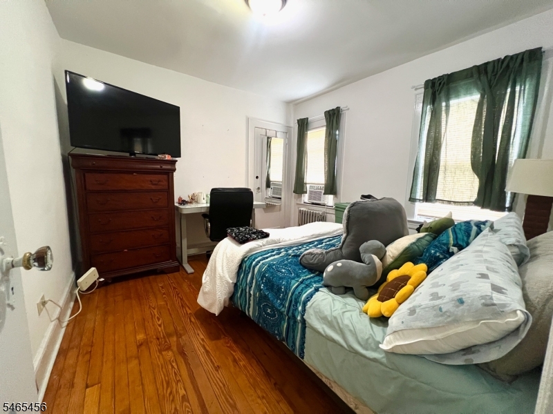 35 Elmwood Avenue Montclair NJ 07042