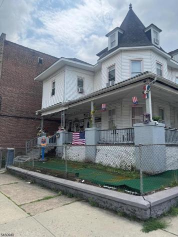 54 17TH Avenue Paterson NJ 07501