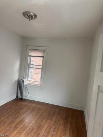 54 17TH Avenue Paterson NJ 07501