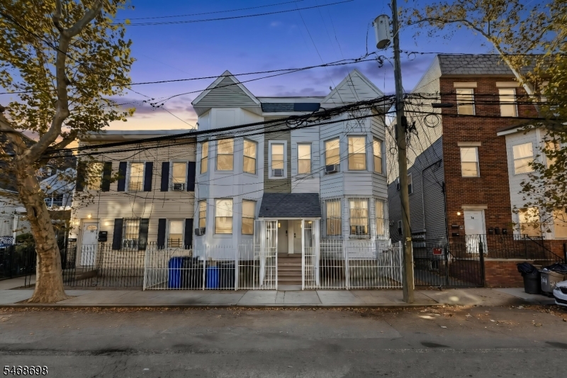 72 Summer Avenue Newark NJ 07104