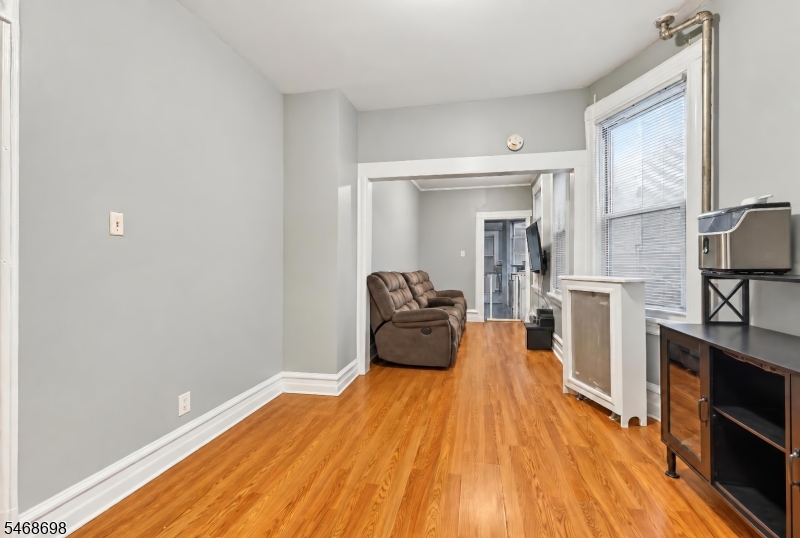 72 Summer Avenue Newark NJ 07104