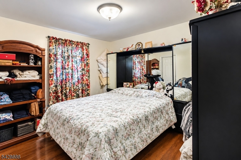 59 Polk Street Newark NJ 07105