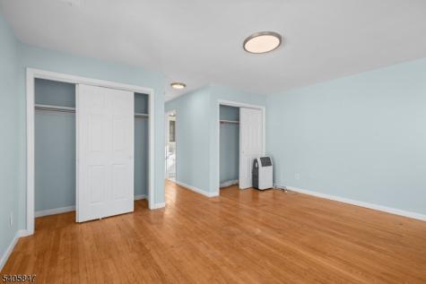 219 Clinton Place Newark NJ 07112