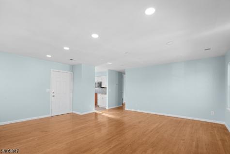 219 Clinton Place Newark NJ 07112