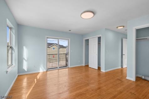 219 Clinton Place Newark NJ 07112