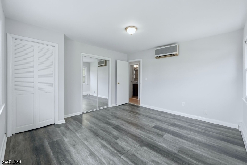 107 Crosby Avenue Totowa NJ 07512