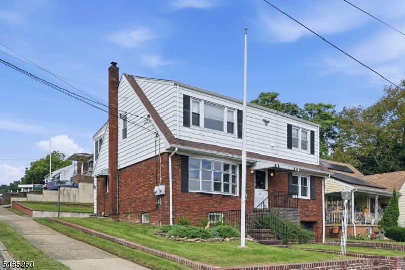 107 Crosby Avenue Totowa NJ 07512