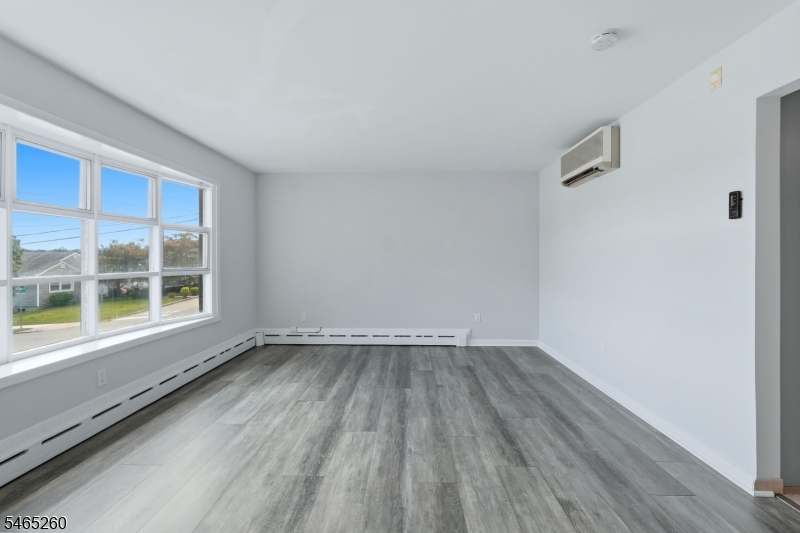 107 Crosby Avenue Totowa NJ 07512