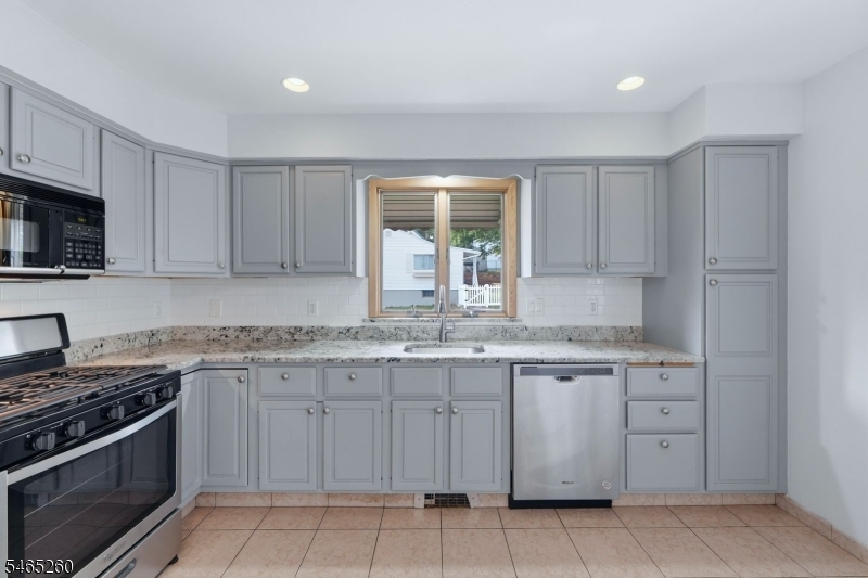 107 Crosby Avenue Totowa NJ 07512