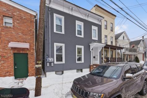 206 Clark Place Elizabeth NJ 07206