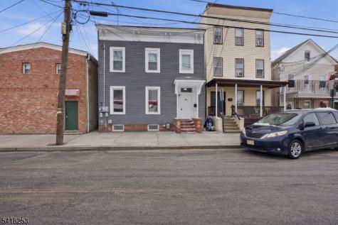 206 Clark Place Elizabeth NJ 07206