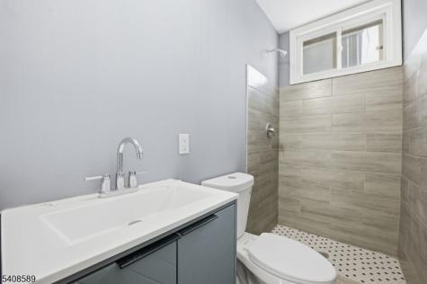 206 Clark Place Elizabeth NJ 07206