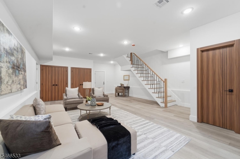 161 21ST Street Irvington NJ 07111