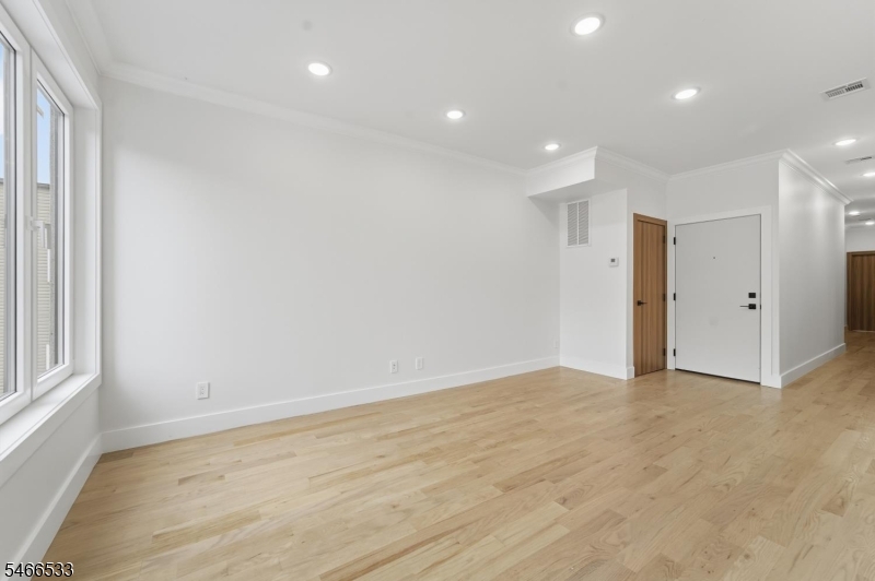 161 21ST Street Irvington NJ 07111