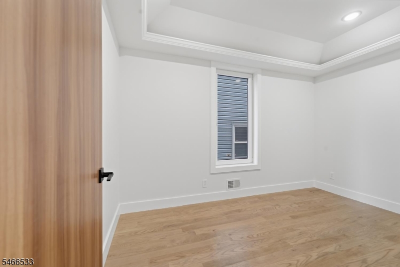 161 21ST Street Irvington NJ 07111