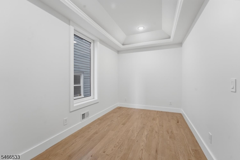 161 21ST Street Irvington NJ 07111