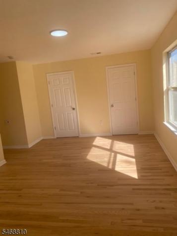 110 Fabyan Place Newark NJ 07112