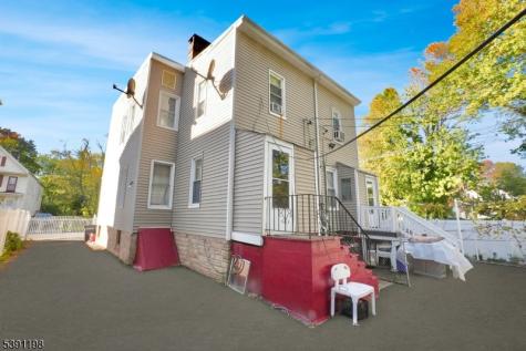 22 Kensington Place East Orange NJ 07017