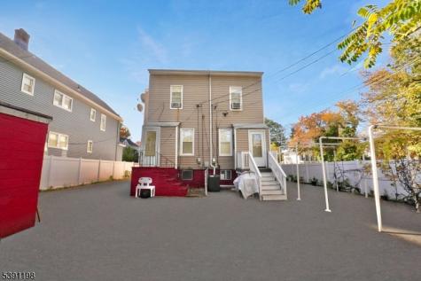 22 Kensington Place East Orange NJ 07017
