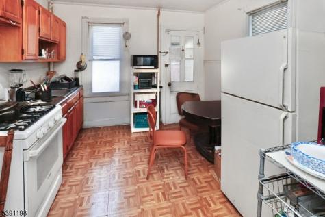 22 Kensington Place East Orange NJ 07017