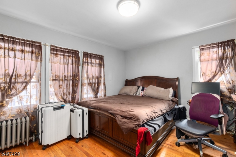 147 Brookside Avenue Irvington NJ 07111