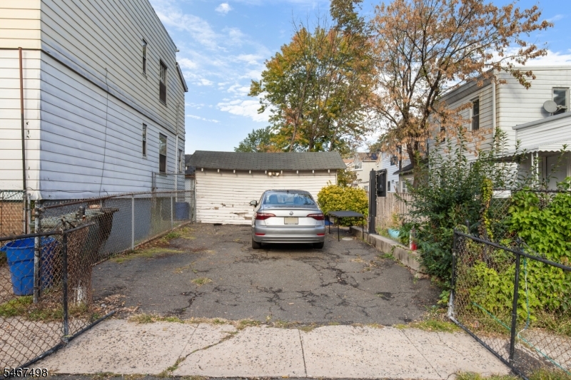 147 Brookside Avenue Irvington NJ 07111